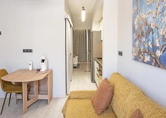 Avras Experience 2 * Каламата