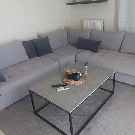 Avras Experience 2 Daire Kalamata